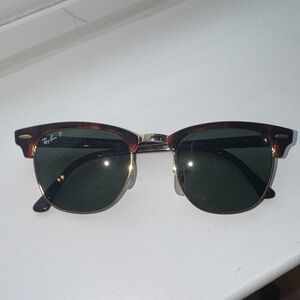 Ray-Ban Classic Tortoise Sunglasses with Green Lenses